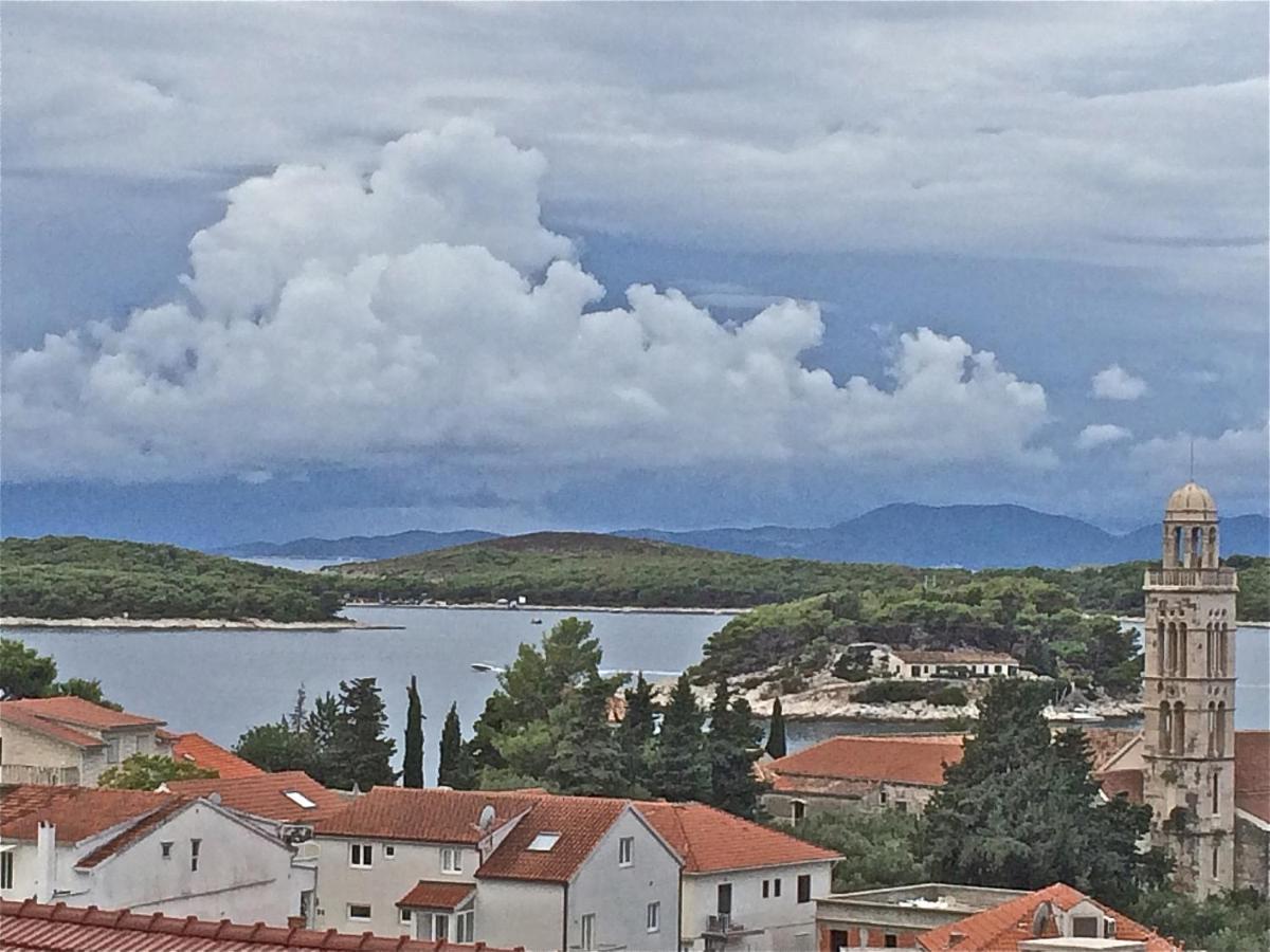Apartment Elena 40 M2 With Beautiful Wide Sea Views 3 Stars Hvar Town Dış mekan fotoğraf